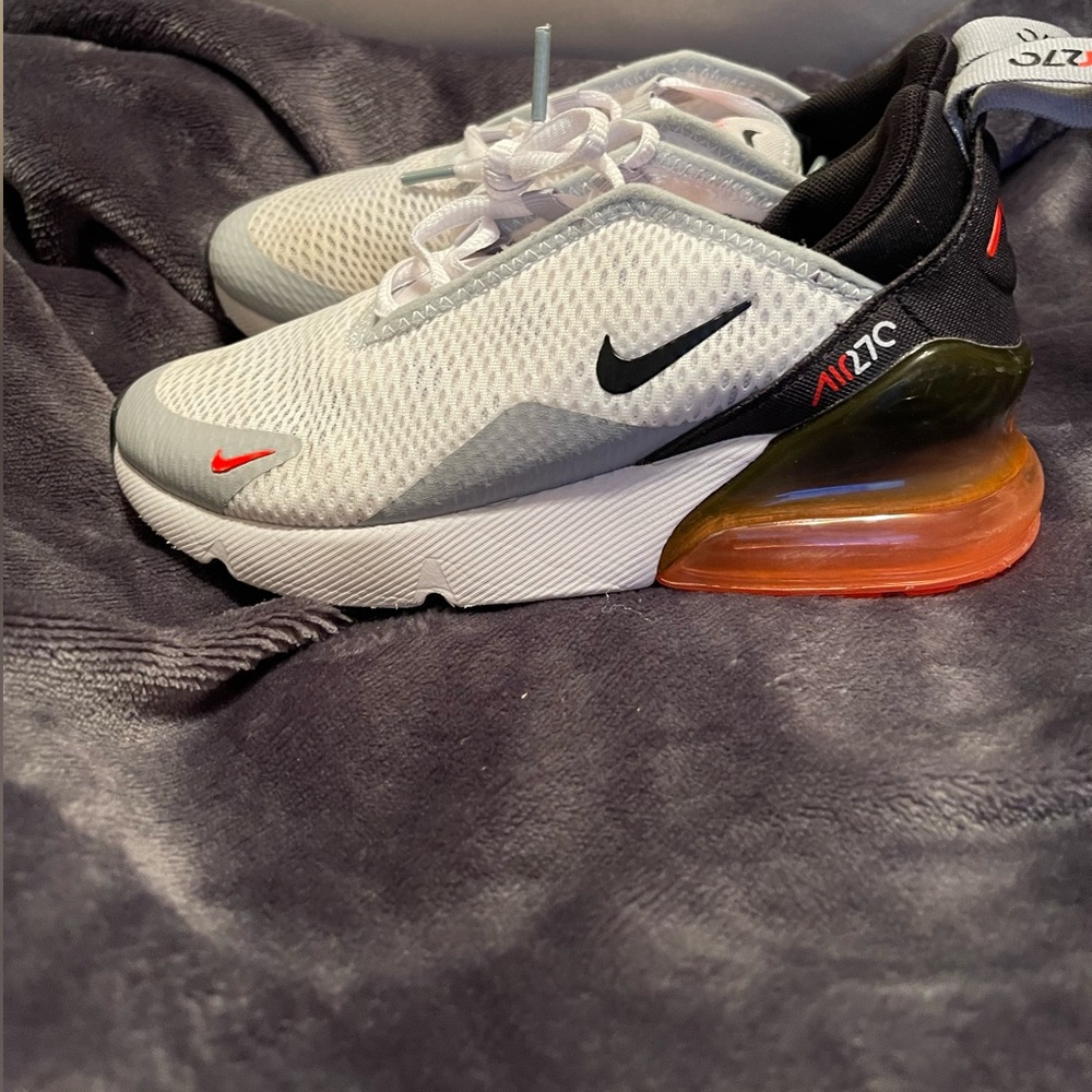 Air Max 270